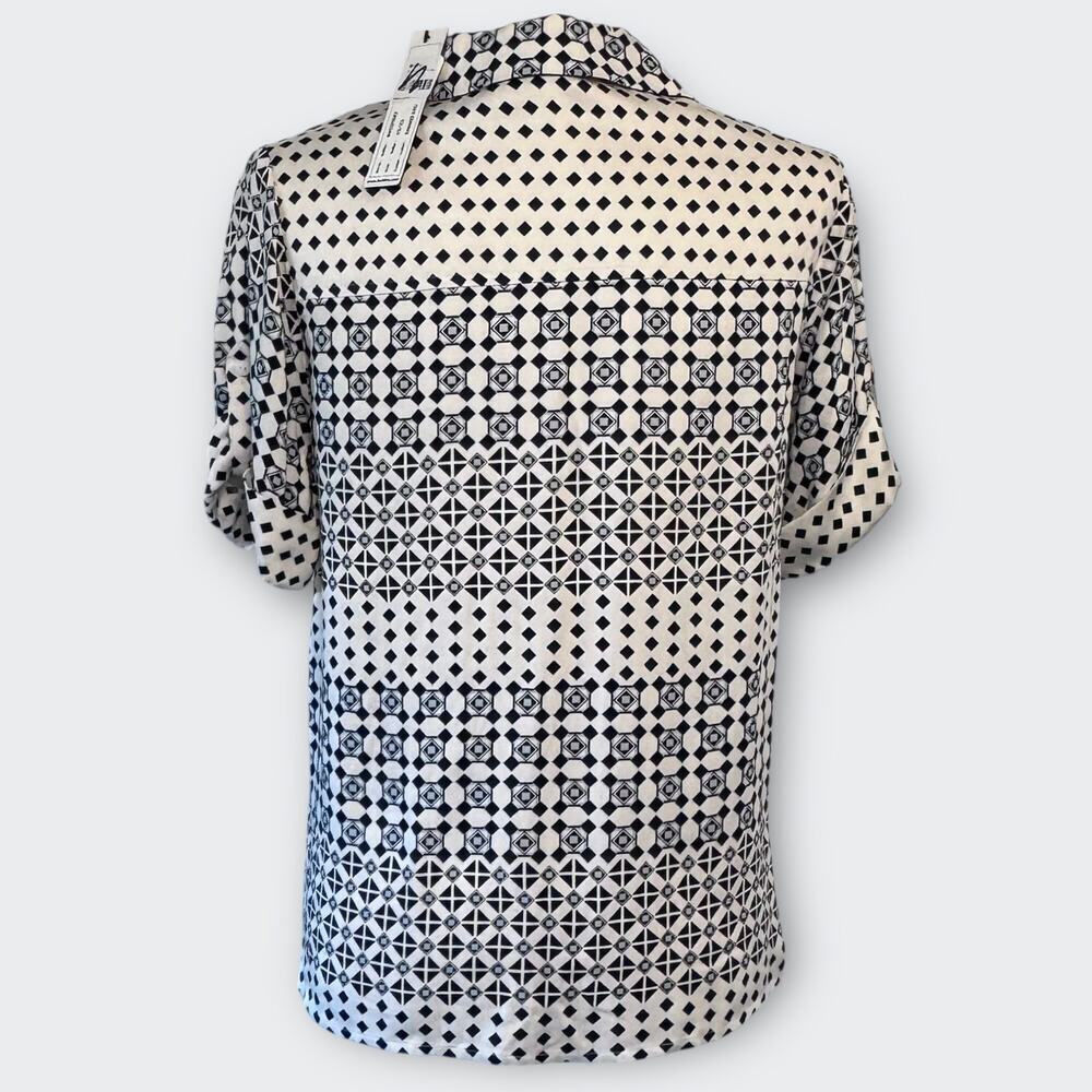 NWT Belldini Rayon Short Sleeve Collared V-Neck Button-Down Blouse, Wm's XS - Picture 3 of 9